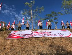 Kapolres Bima Kota Pimpin Pengibaran Ratusan Sang Merah Putih di Puncak Jatiwangi